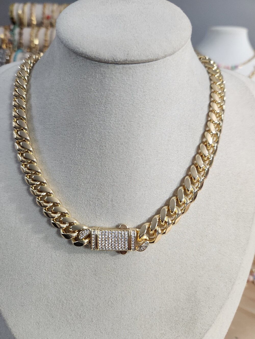 Gold Chunky Box Clasp Chain